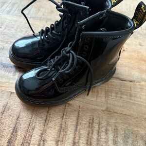 Dr. Martens Shiny Black Kids Boots